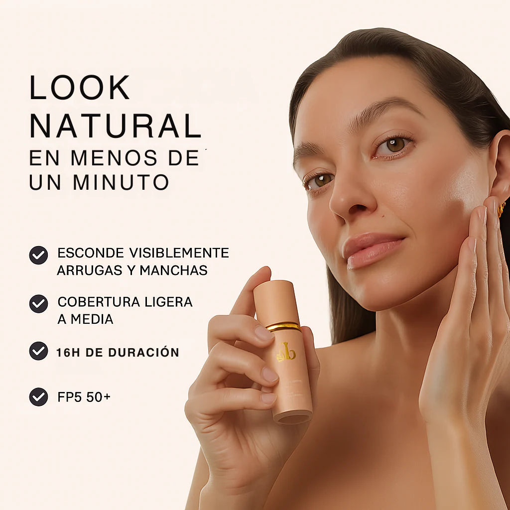 Base de maquillaje 4 en 1 que hidrata, protege y acondiciona la piel.