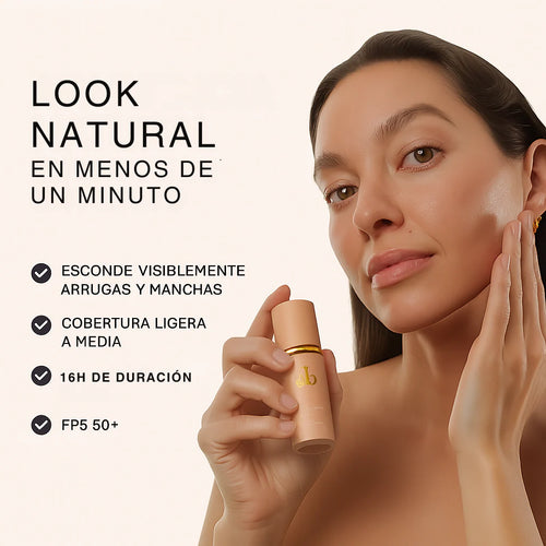 Base de maquillaje 4 en 1 que hidrata, protege y acondiciona la piel.